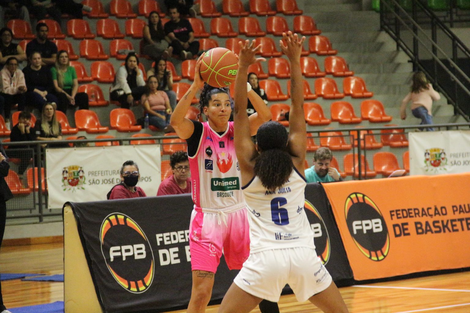 No “cidade contra cidade”, Campinas supera São José dos Campos no basquete e no vôlei