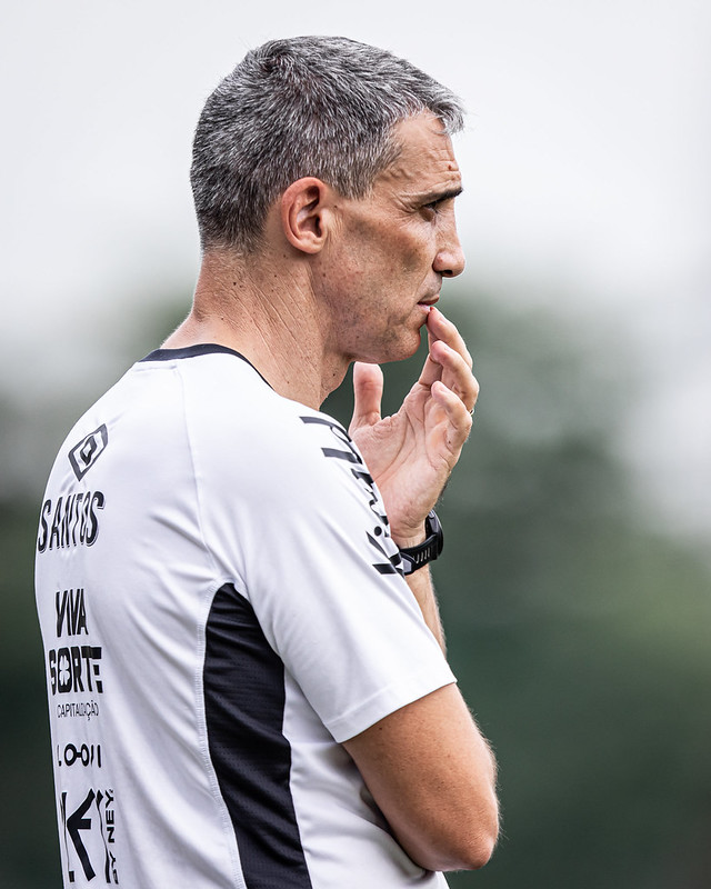 Integrante do Z4, Santos entra em campo como azarão no clássico contra o Palmeiras