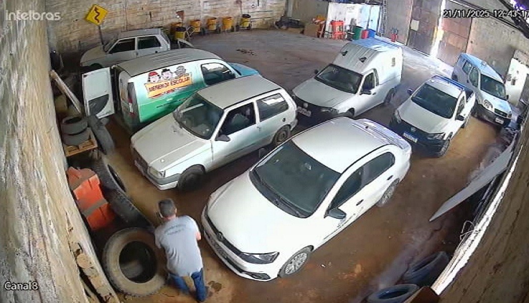 Servidor de Pinhalzinho é investigado por furto de pneus do pátio municipal