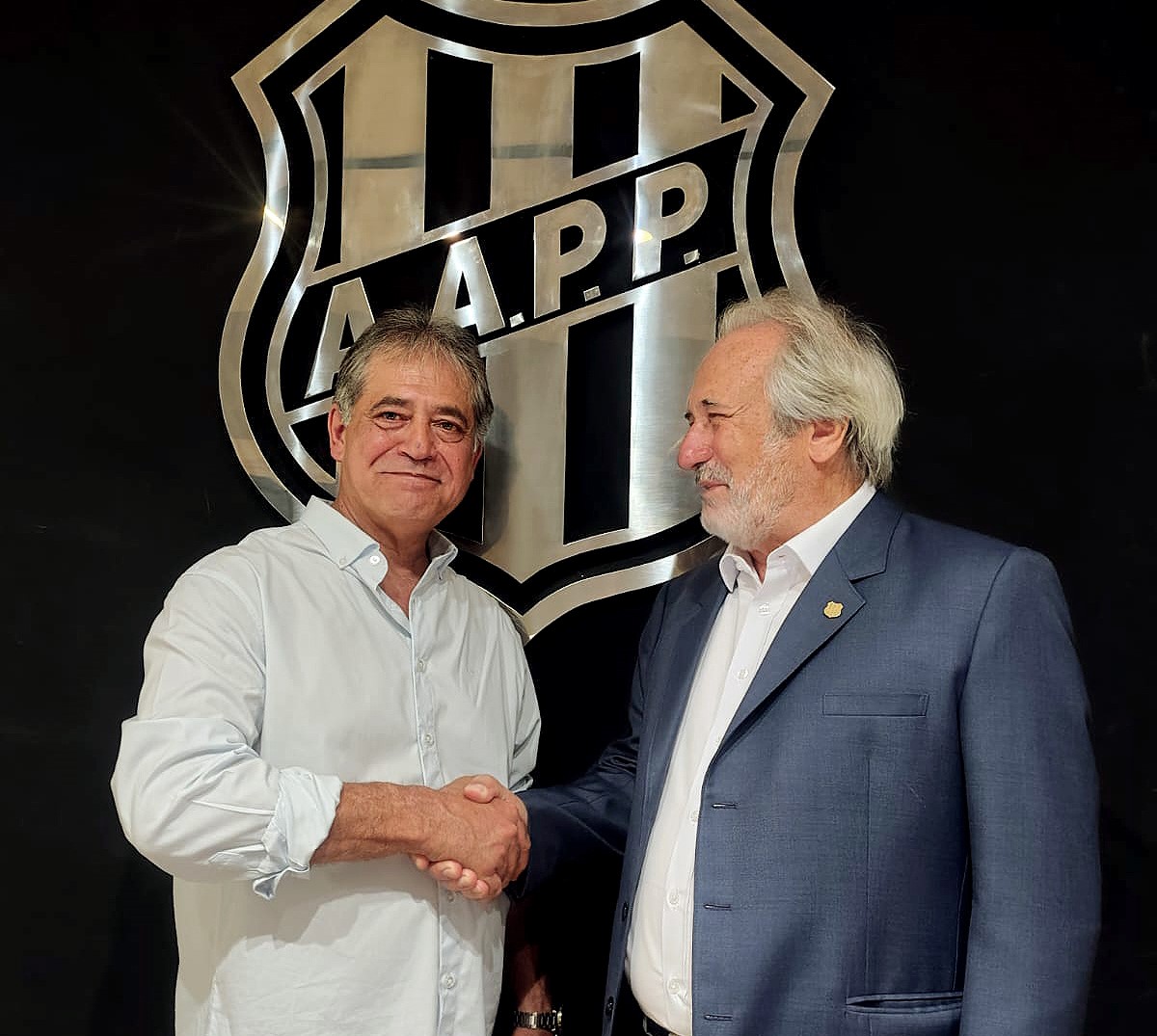 Agora diretor de futebol, Eberlin promete mais atenção à base da Ponte Preta