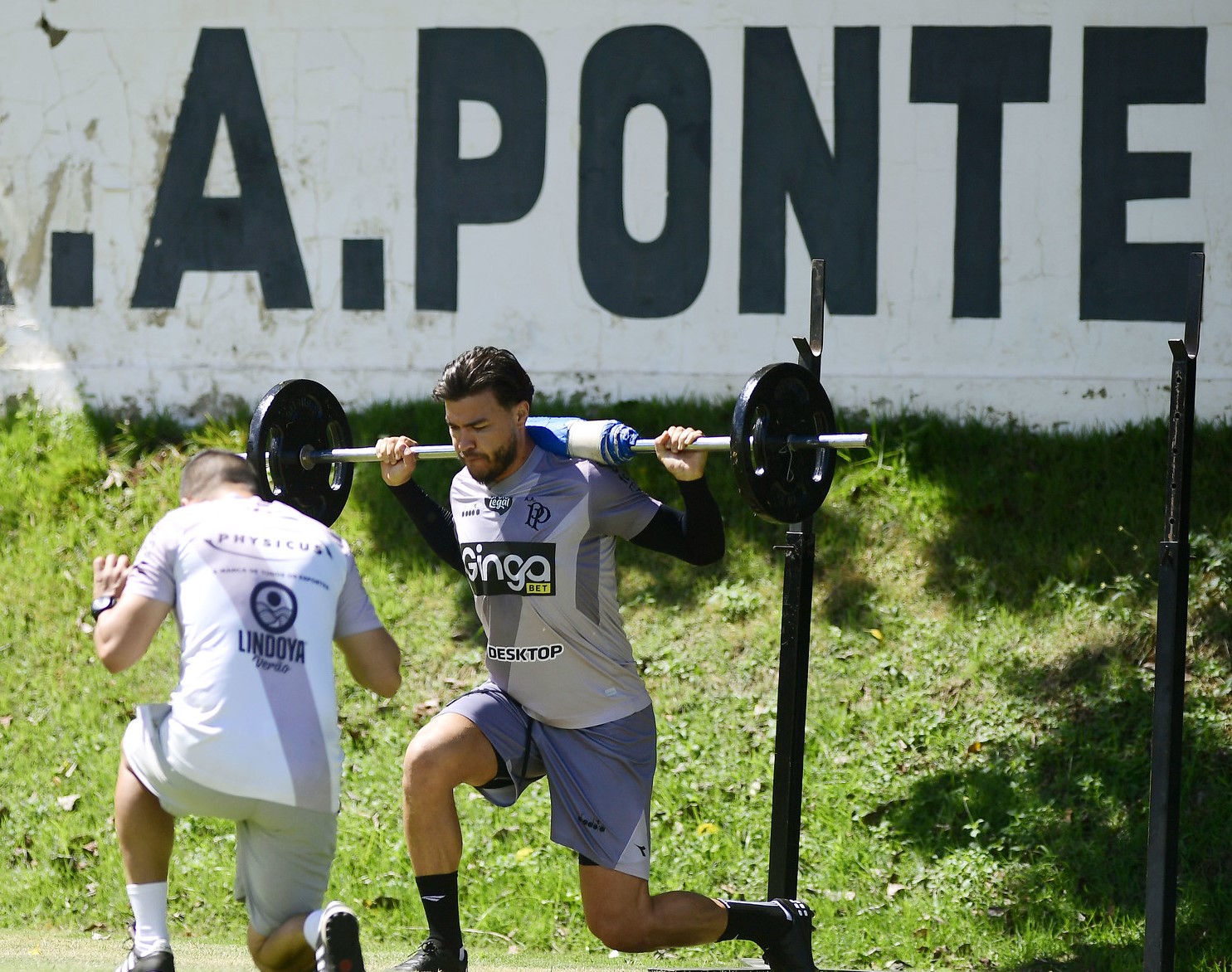 Novo reforço da Ponte Preta, Cristiano projeta parceria com Elvis em 2026