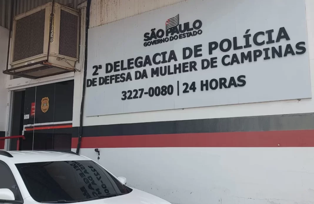 Polícia prende casal suspeito de envolvimento na morte de mulher baleada por homem encapuzado