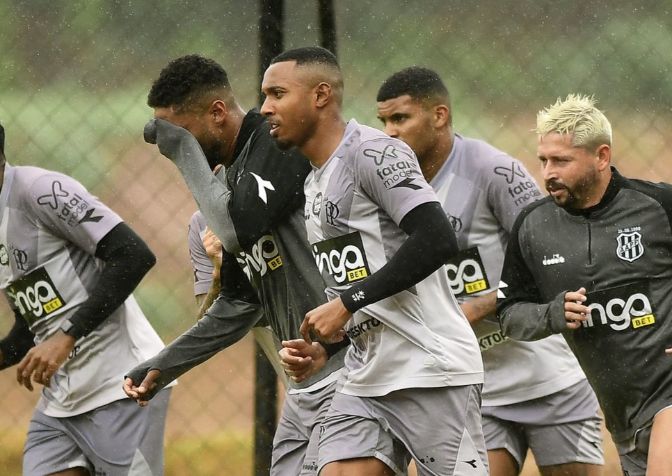 Ponte Preta anuncia zagueiro e atacante para temporada 2026
