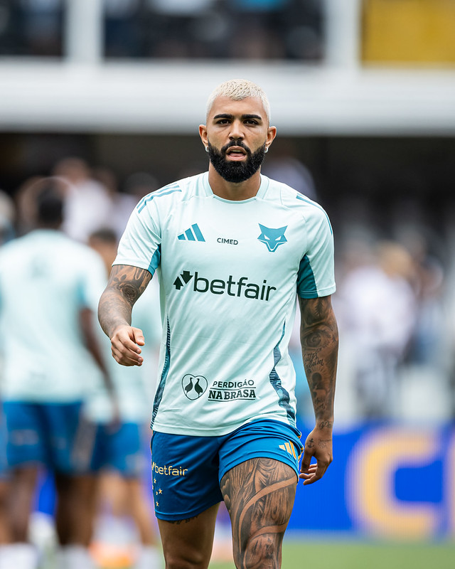 Diretoria Santos estuda possibilidade de repatriar Gabigol