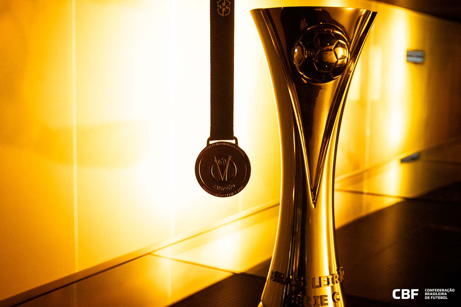 Série C: CBF define entrega da taça à Ponte Preta