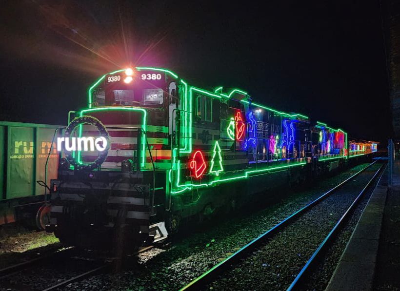 Trem iluminado da Rumo passa por Campinas neste sábado