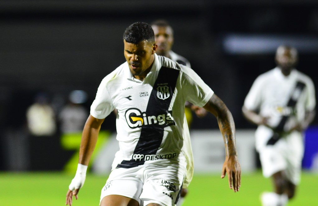 Ponte Preta aguarda detalhes finais para confirmar negociação de Jeh com clube da Turquia