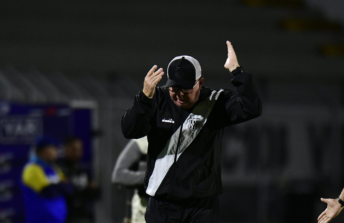 “Não vou jogar a toalha”, afirma Fernandes após mais uma rodada sem vitória da Ponte