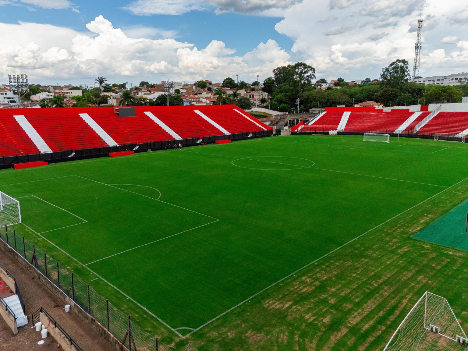 Capivariano divulga finalização das obras do estádio Carlos Colnaghi