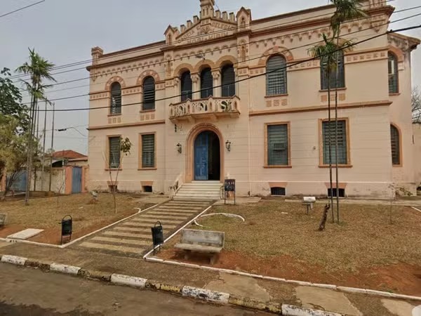 Pitbull ataca adolescentes e deixa jovem ferido em Mogi Mirim