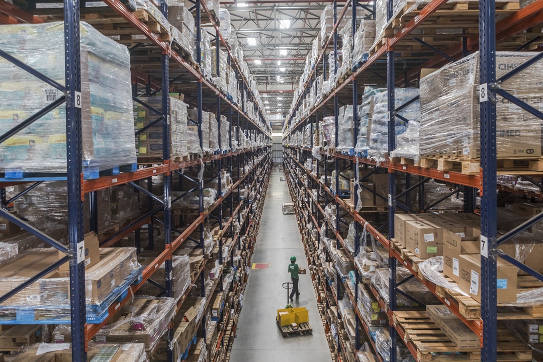 Rede de farmácias realiza mutirão em Campinas com 600 vagas na área de logística 