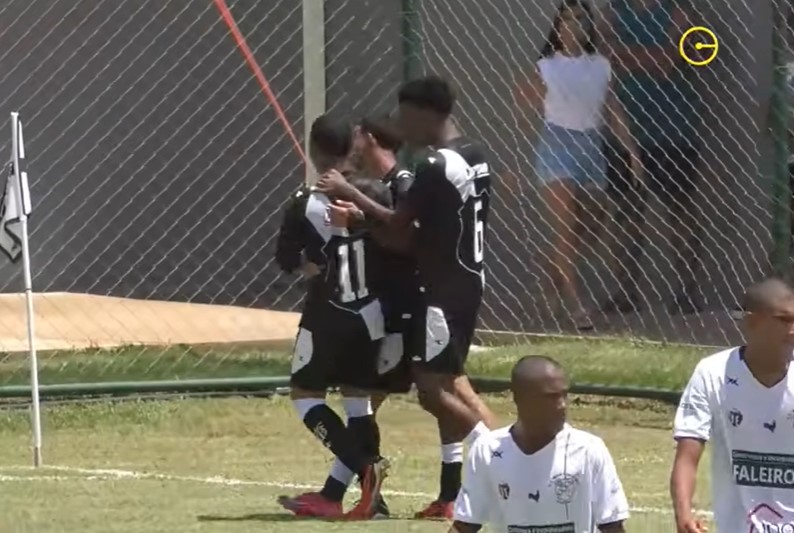 Ponte Preta vence o Meia Noite e se classifica para a segunda fase da Copinha