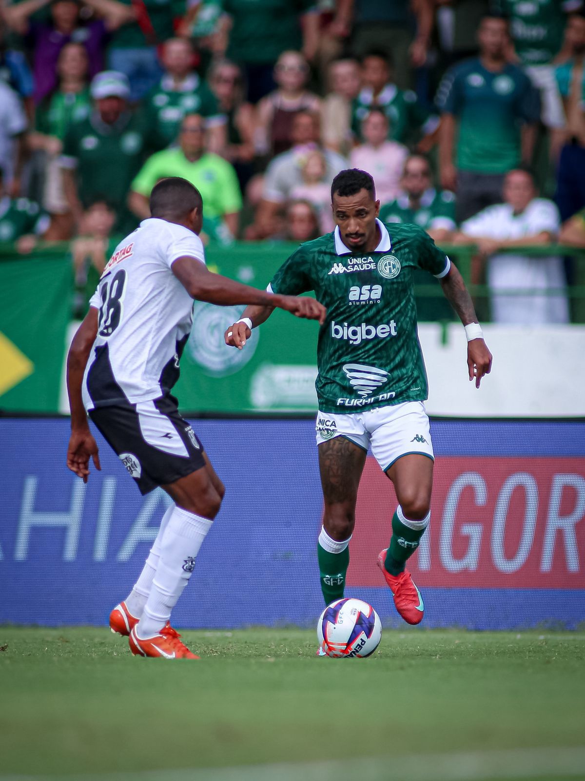 Guarani vence Dérbi 213, encaminha classificação e afunda a Ponte Preta