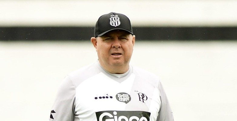 Após saída de Marcelo Fernandes, Ponte Preta inicia busca por novo treinador