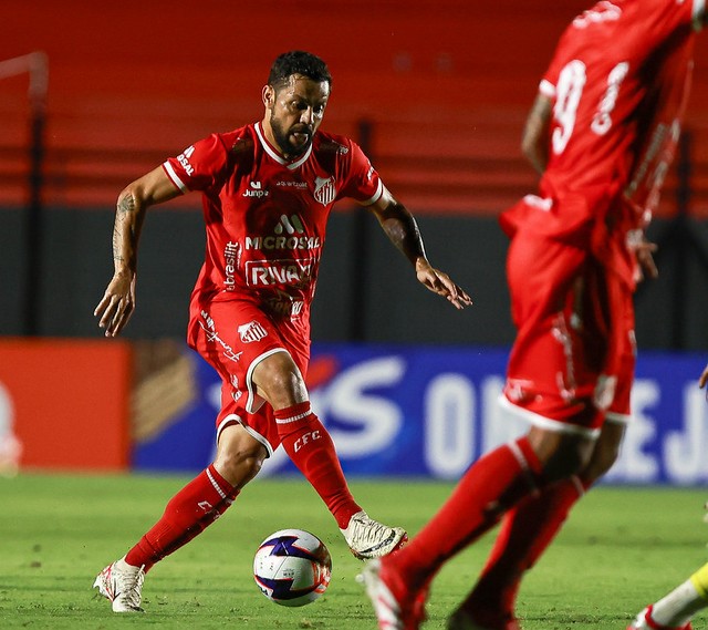 Atacante veterano deixa Capivariano com destino ao Botafogo-PB