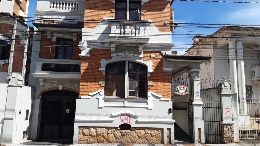 Homem atira contra ex durante discussão e é preso em Piracicaba