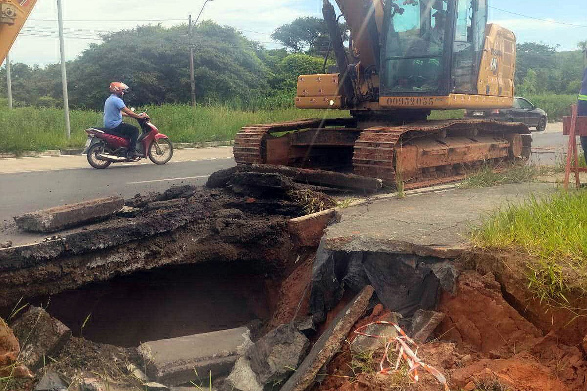 Obra em erosão na John Boyd Dunlop deve terminar até a próxima semana