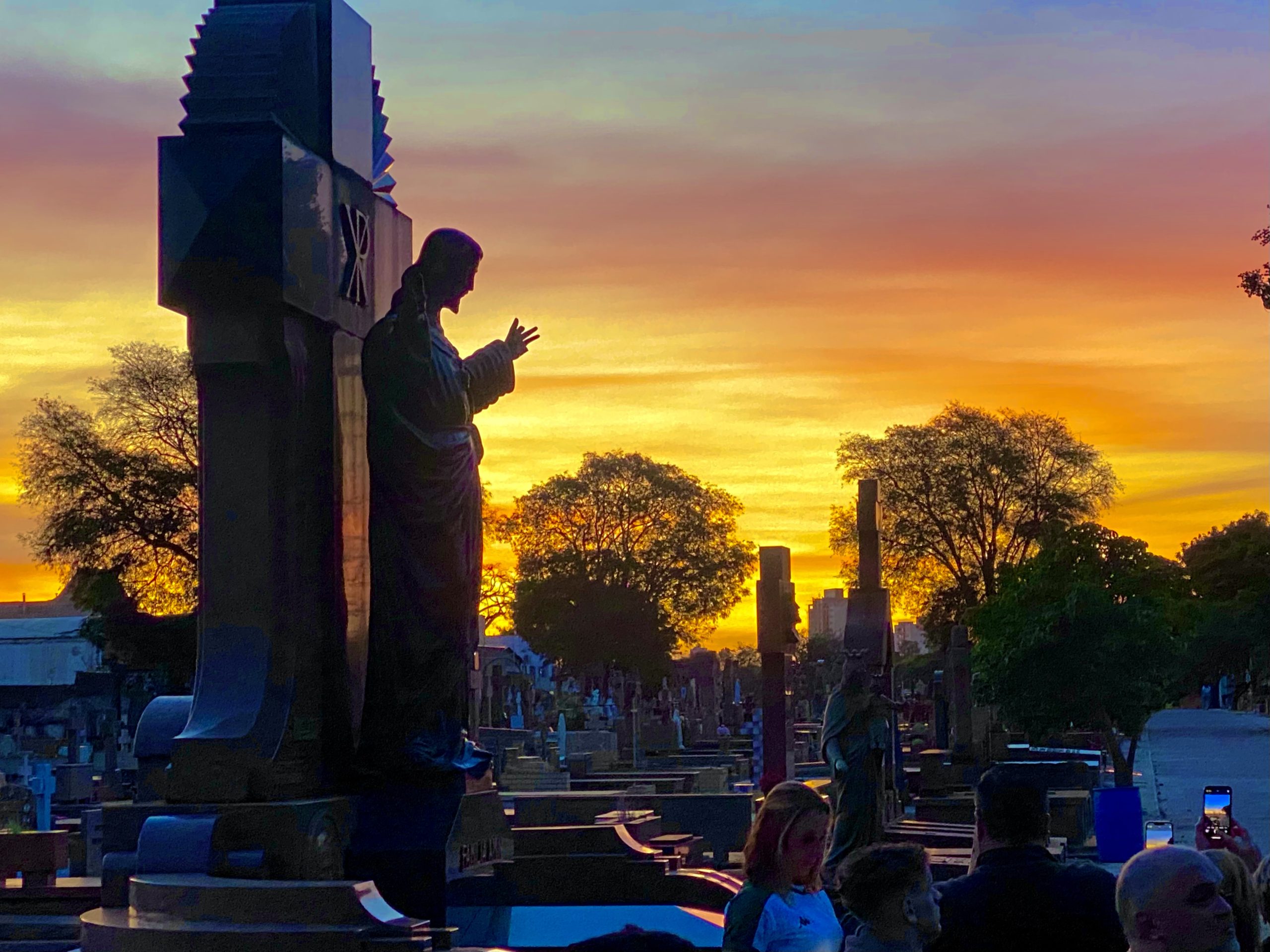 Passeio temático comemora os 145 anos do Cemitério da Saudade neste sábado