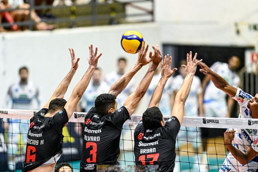 Vôlei Renata é derrotado pelo Guarulhos e pode perder segunda colocação da Superliga