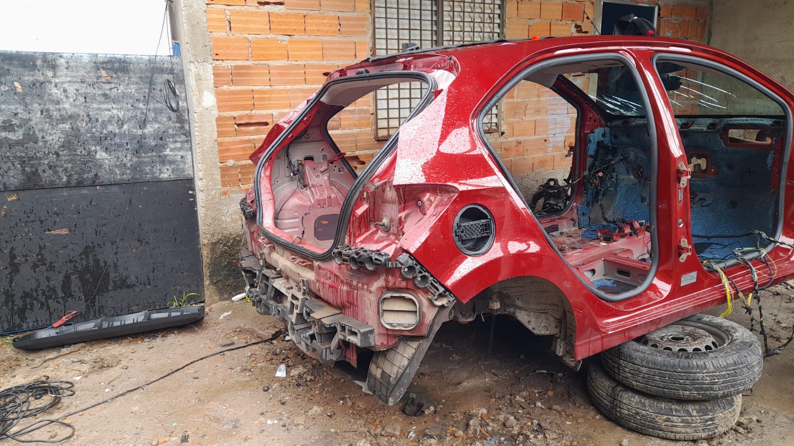 GM desarticula desmanche de carros no Satélite Íris em Campinas