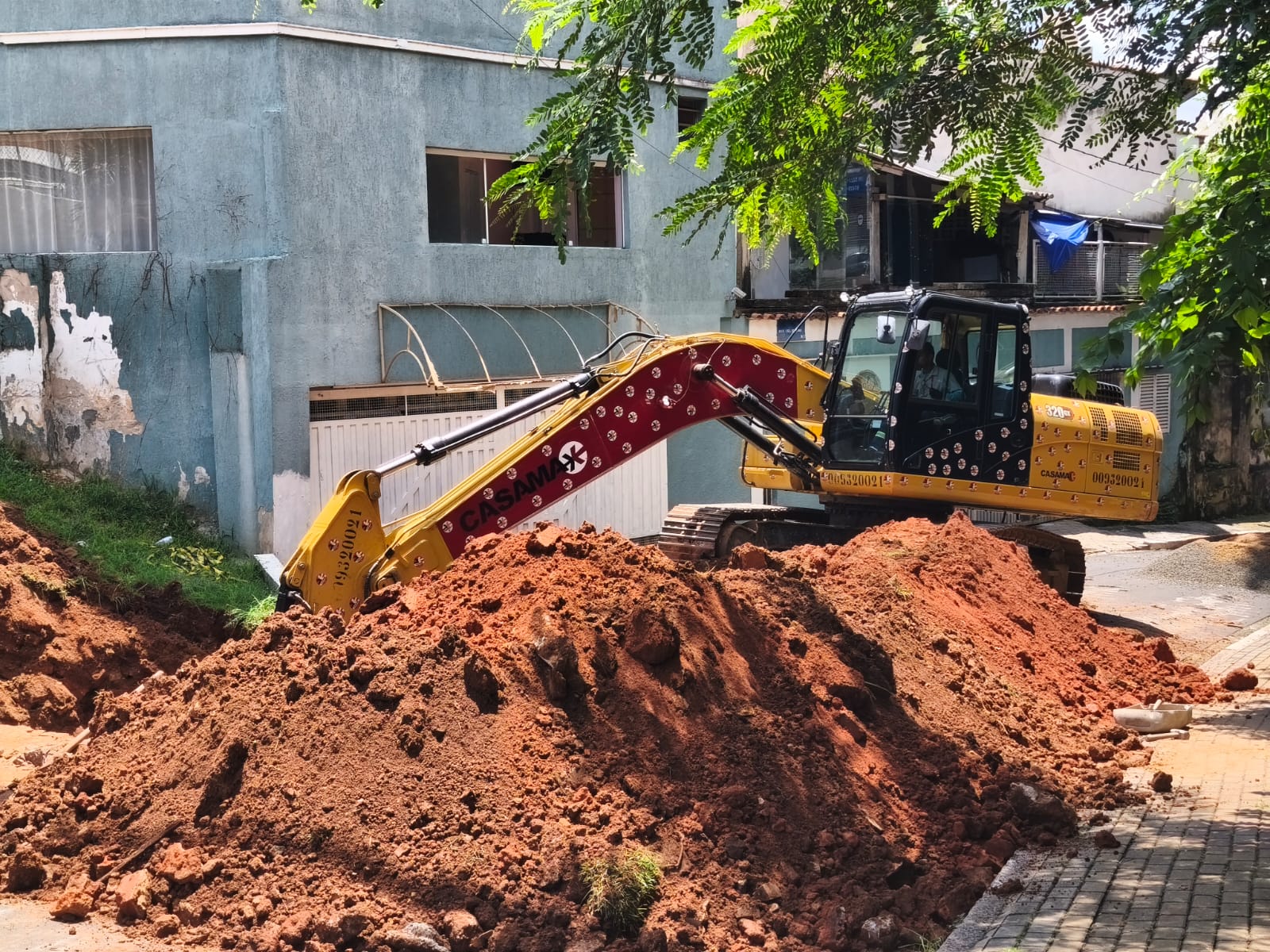 Via ao lado do Bosque dos Jequitibás é interditada para obras 