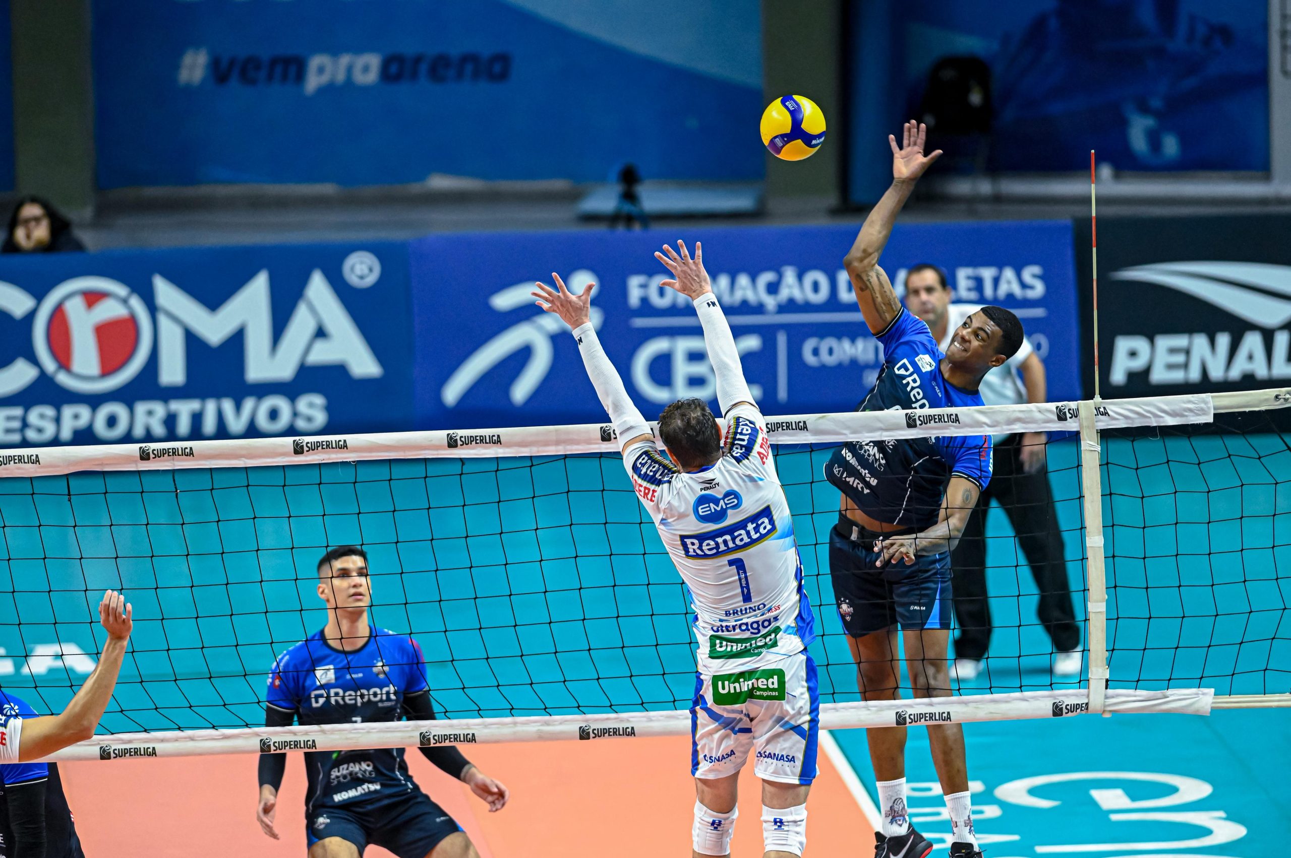 Vôlei Renata vence Suzano e assume segundo lugar na Superliga