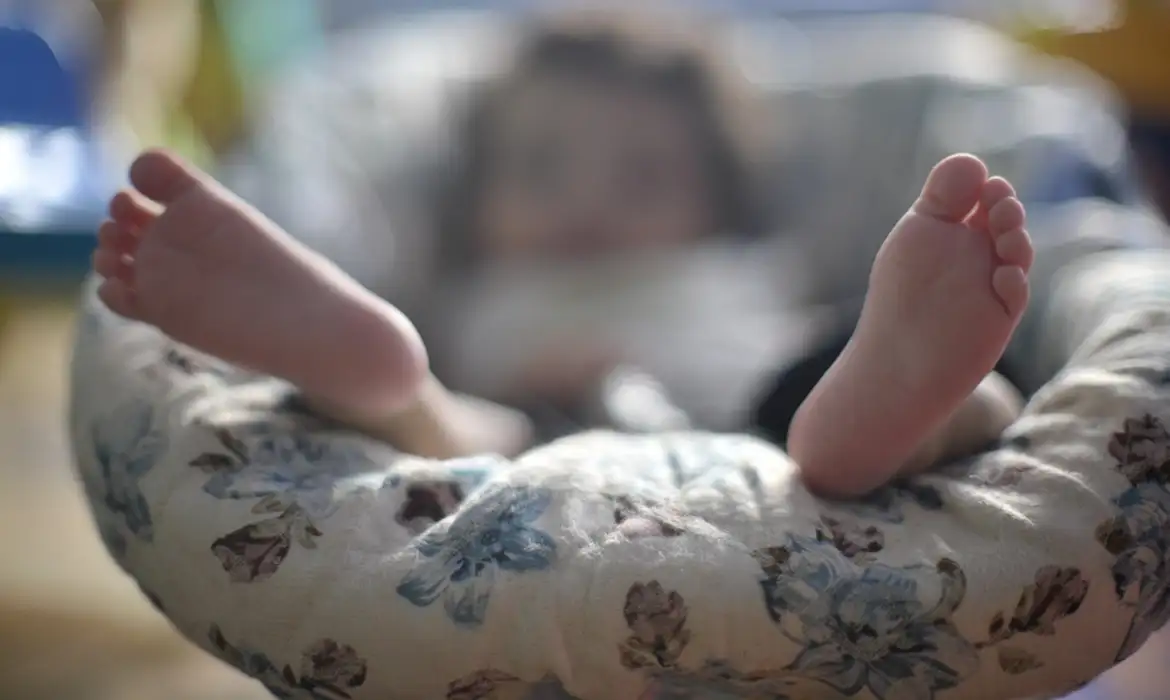 Prefeituras fazem busca ativa para encontrar bebês elegíveis a receber proteção contra bronquiolite