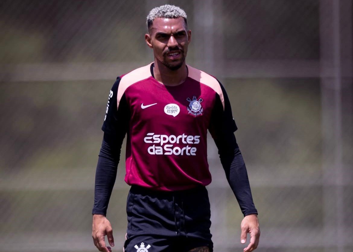 Corinthians retorna aos trabalhos visando duelo com Coritiba  nesta quarta-feira