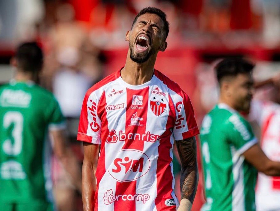 Guarany de Bagé tenta surpreender a Ponte Preta nesta noite pela Copa do Brasil