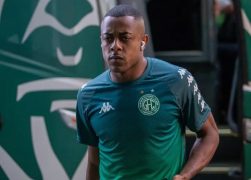 Ponte Preta negocia com lateral ex-Guarani para Copa do Brasil e Série B