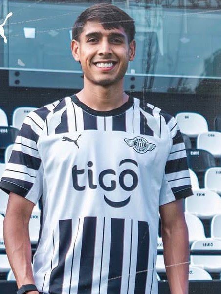 Santos acerta empréstimo de zagueiro para Libertad do Paraguai