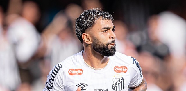 Gabigol faz procedimento no púbis e poderá voltar contra o Remo