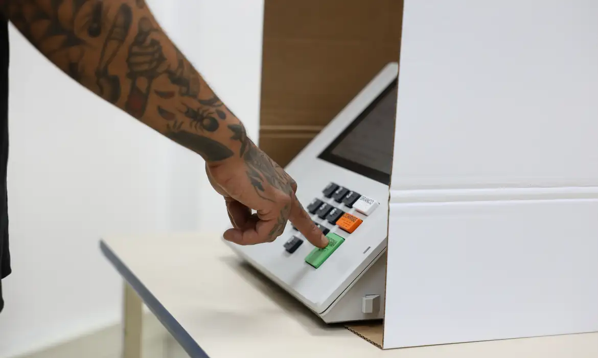 A seis meses das eleições, Campinas tem apenas três mil jovens de 15 a 17 com título