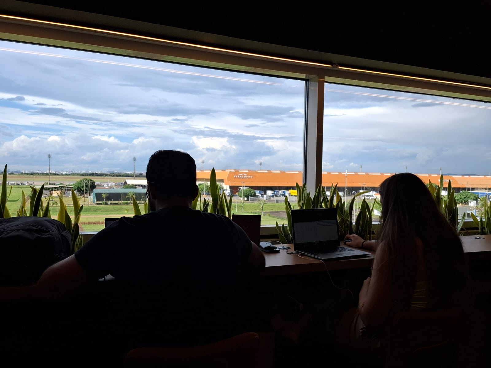 Sala de espera em aeroportos. Sala vip de aeroportos. Aeroporto de Viracopos, em Campinas 